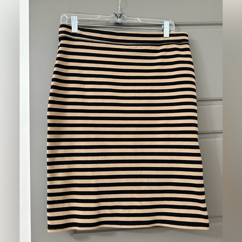 Old Navy skirt